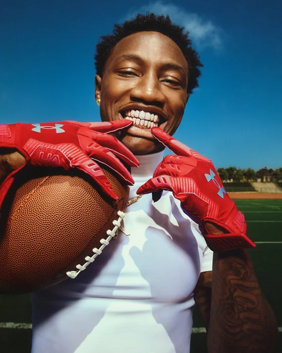 FW25_Q3_WAF_Collection_NFL_Site_Disruptor_1600x2000_2.webp